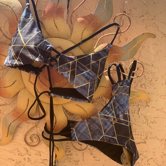 Bikini SKU 076237 NWT - Picture 4 of 11